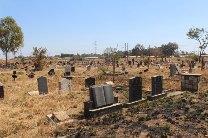 Cmentarz komunalny w Kadoma (Gatooma)