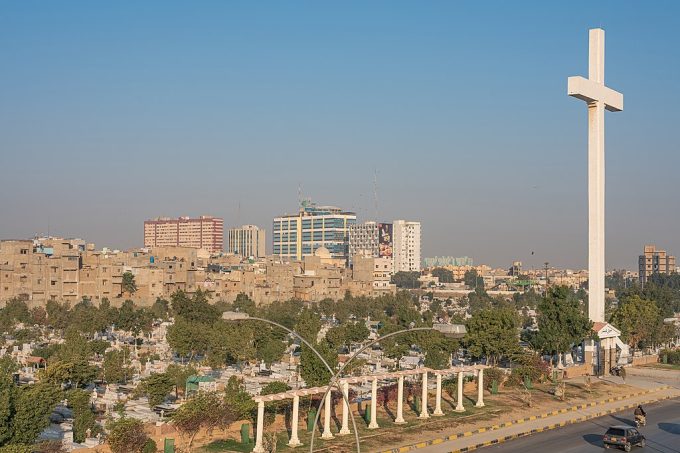 Cmentarz chrześcijański w Karaczi – Gora Qabristan